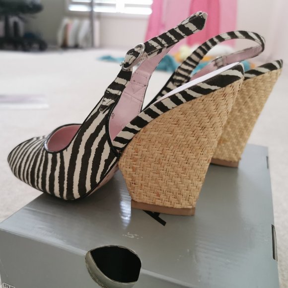 Wedge heels - Picture 3 of 4